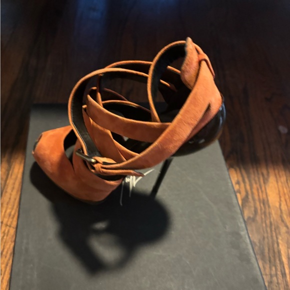 Shoes - Picture 8 of 8